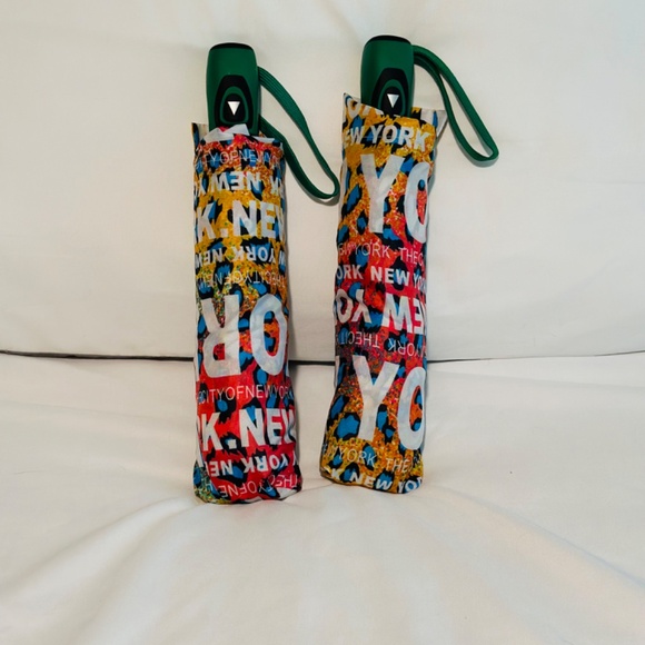 Multi-Colored New York Umbrellas (Set of 2) - Picture 3 of 3